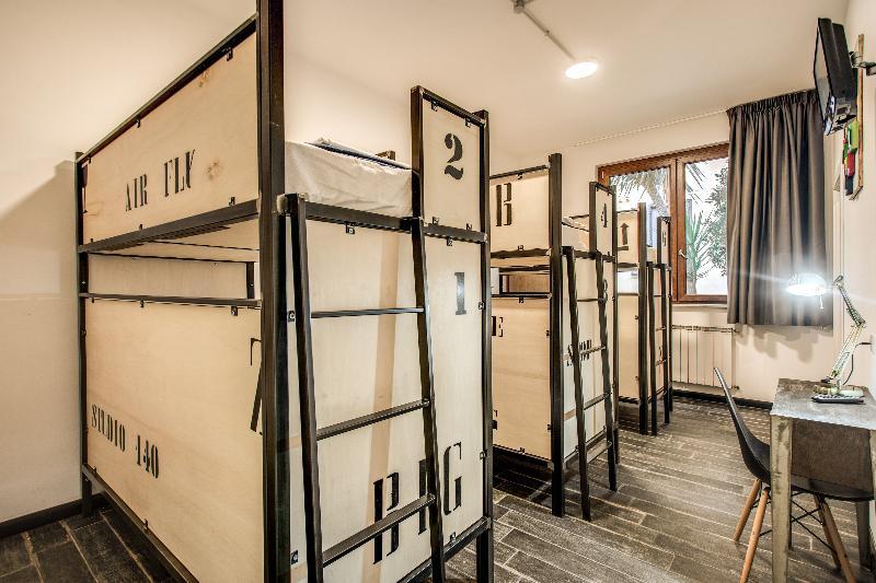 Auberge de jeunesse Trastevere 2 *